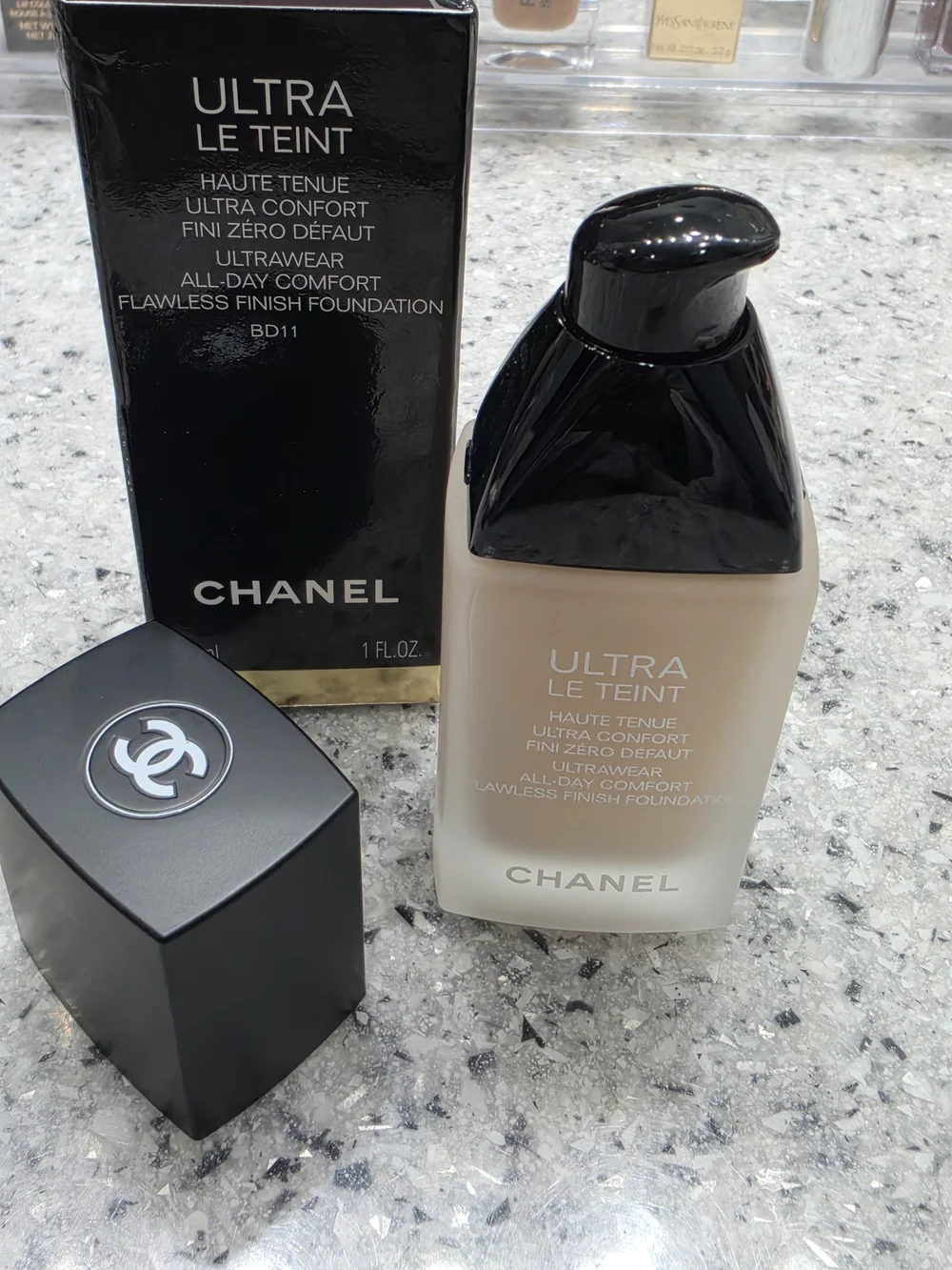 CHANEL Ultra Le Teint Liquid Foundation - BD11